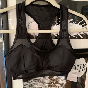 Forever 21 Sports Bra-Size S NWT